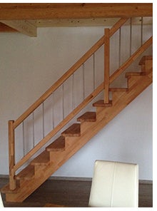 Massivholztreppe Lindos Massivholztreppe Lindos