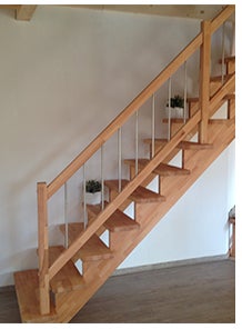 Massivholztreppe Lindos Massivholztreppe Lindos